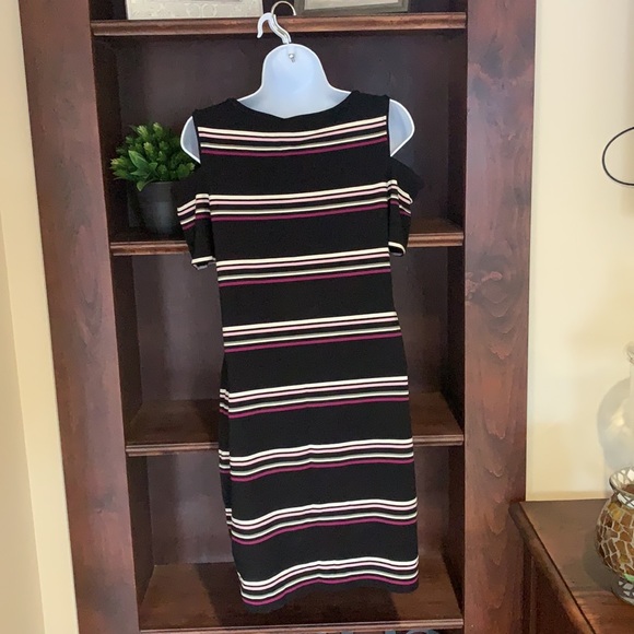 White House Black Market Cold Shoulder Striped Knit Dress Size Small - Picture 5 of 6